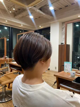ショート 山本 恵 (やまもと けい)のヘアスタイル