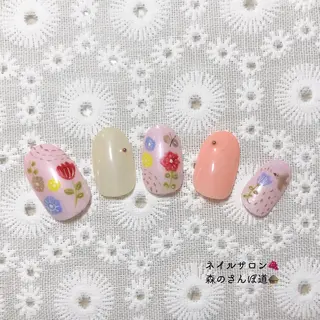 ネイル ショートネイル 森のさんぽ道のネイルデザイン
