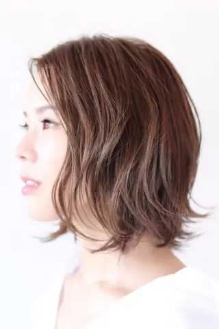 ミディアム カラー 小西 裕大のヘアスタイル