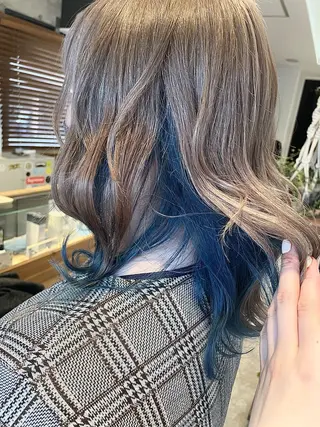 ミディアム カラー SAYA ‪🌱‬のヘアスタイル