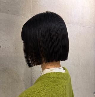 ショート カラー ヘアアレンジ ボブ艶モテカラー🫧 カリンのヘアスタイル