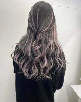 セミロング カラー 荒金 大翔のヘアスタイル