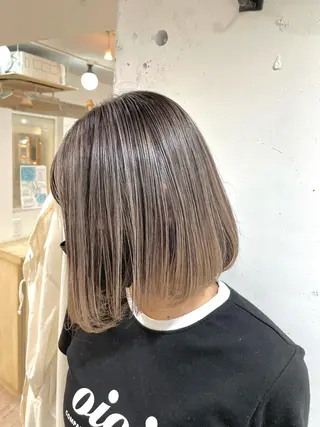 ショート カラー カラーが上手い 辻悠月のヘアスタイル