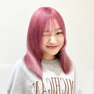 ミディアム カラー 🩵ブリーチカラー MIORI🩵のヘアスタイル