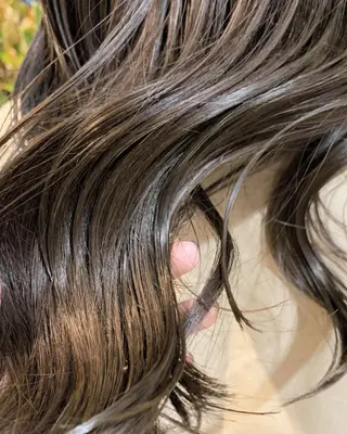 ロング カラー ヘアアレンジ kana .のヘアスタイル