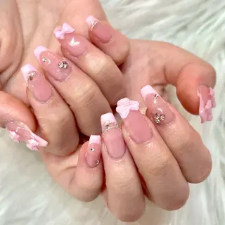 ネイル KIREIE Satomiのネイルデザイン