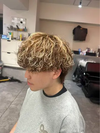 パーマ メンズ センターパート特化 🌹RIO🌹のヘアスタイル