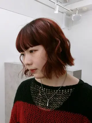 ミディアム サトウ ナナのヘアスタイル