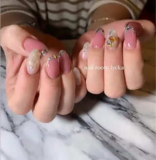 ネイル ネイルルームリッカ 𝐦𝐚𝐲𝐮のネイルデザイン