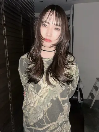 セミロング 原田 朱里のヘアスタイル
