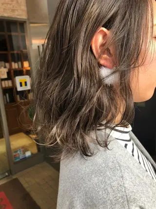 ミディアム stylist　篠崎 憲一のヘアスタイル