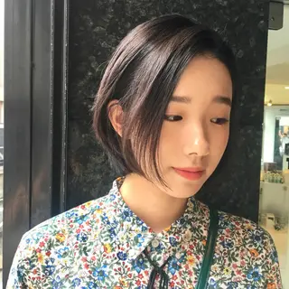 ショート KONOMI スタイリストのヘアスタイル