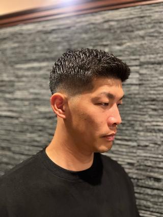 メンズ ヒロ銀座川崎 志田健介のヘアスタイル