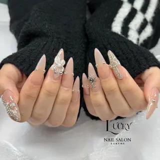 ネイル Lucky Nail Salonのネイルデザイン