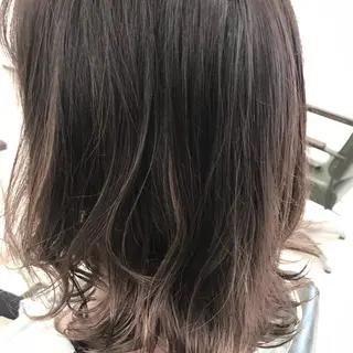 カラー 柴田 恵里のヘアスタイル