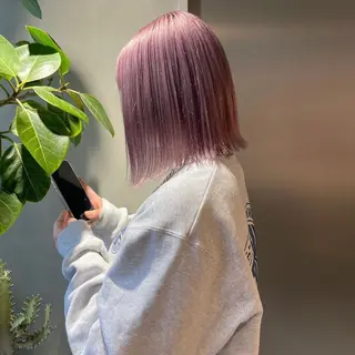 ミディアム カラー ブロンド/ブリーチ 【SITY.】のヘアスタイル