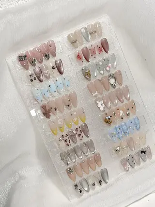 ネイル ホウ セイカのネイルデザイン