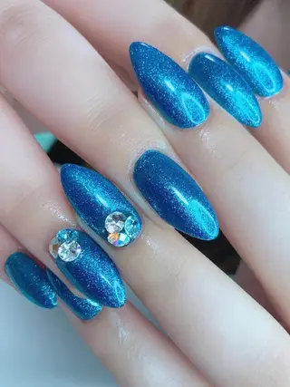ネイル ･:*+.✳︎˚✧₊ MAKI NAILのネイルデザイン