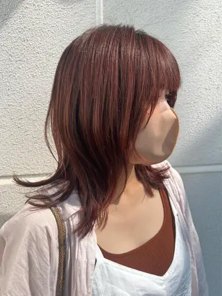 ミディアム カラー 松坂 真衣のヘアスタイル