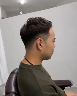 ショート メンズ 梅本 淑人のヘアスタイル