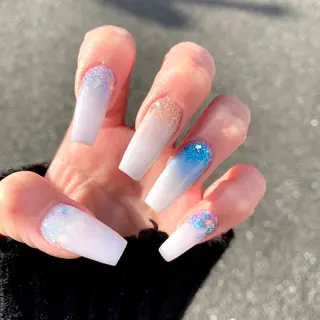 ロング ネイル Y. Sのネイルデザイン