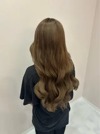 ロング OZ 梅田店/ ユウリのヘアスタイル