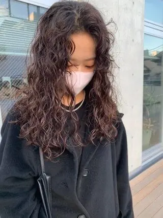 パーマ ナチュラル大人っぽい スタイル MAORIのヘアスタイル