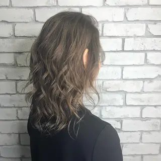 セミロング カラー welring hair salonのヘアスタイル