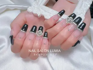 ネイル ネイルサロン ルミア Lumia 店長施術のネイルデザイン