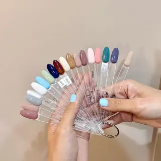 ネイル akemi LANDTENJINのネイルデザイン