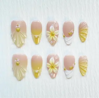 ネイル Lenie Nail Salonのネイルデザイン