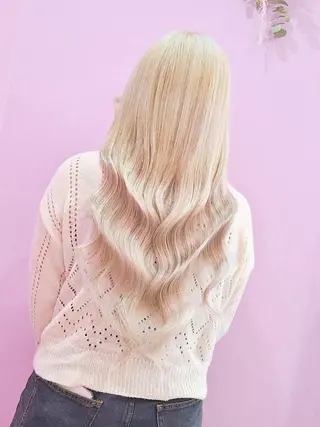 ロング 大阪レミーエクステ チビ編み込みのヘアスタイル