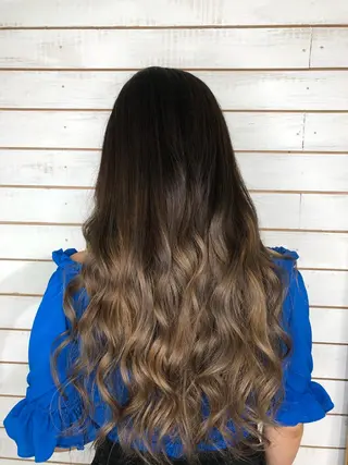 ロング カラー 🧡艶髪/エクステ 🫧🧡YUKI❄️のヘアスタイル