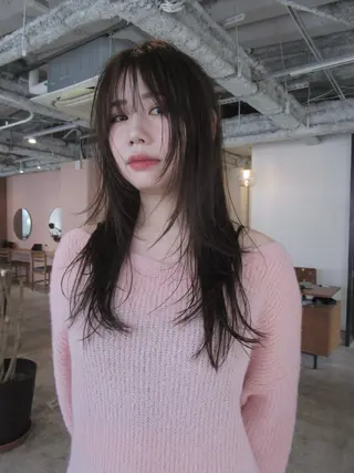セミロング カラー yu maのヘアスタイル