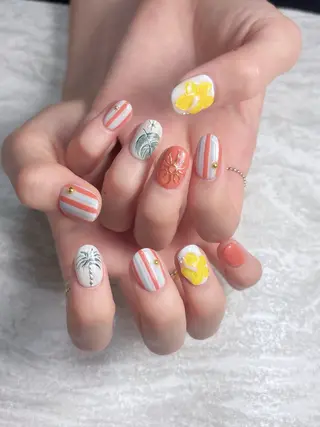 ネイル 💅ネイルハウス🏡 🎀TOMO🎀のネイルデザイン