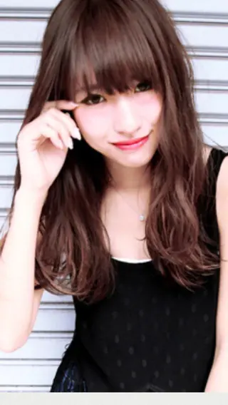 ロング 嶋崎 留美のヘアスタイル