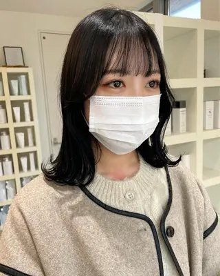 ミディアム カラー mir MIYUのヘアスタイル