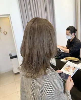 ミディアム 前田 流星のヘアスタイル