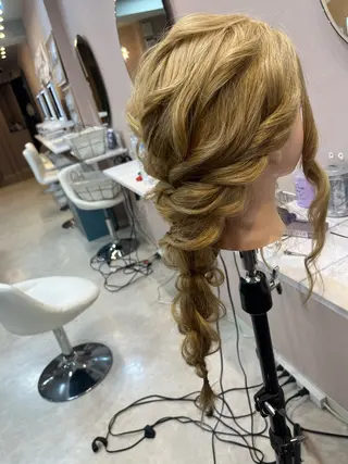 ロング ヤマダ アヤノのヘアスタイル