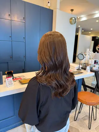 セミロング カラー 仲野 亜由美のヘアスタイル