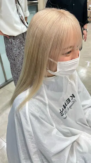 セミロング カラー 暖色/ブリーチカラー 🎀 M i k uのヘアスタイル