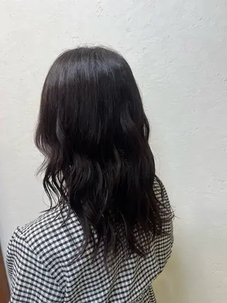 カラー Emma 吉田のヘアスタイル