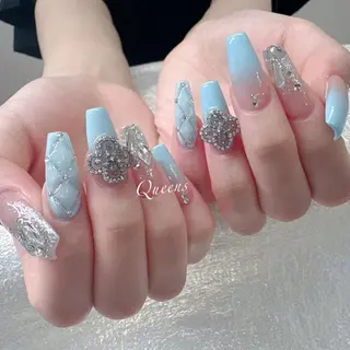 ネイル Queens 榊 まおのネイルデザイン