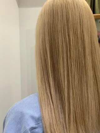 ロング 縮毛矯正専門美容師 宮本遼のヘアスタイル