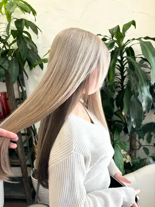 ロング カラー 【ハイトーン特化】 🦋森山陽向/大宮のヘアスタイル