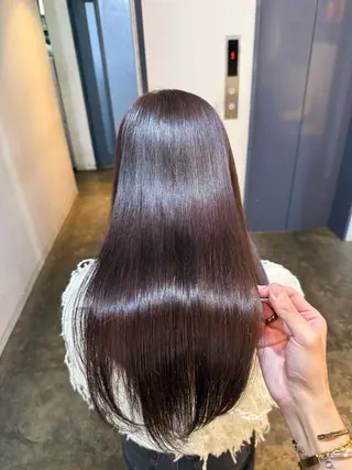 セミロング 縮毛矯正/レイヤー カット⭐️SHOTAのヘアスタイル