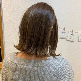 ミディアム カラー 武田 悠生乃のヘアスタイル