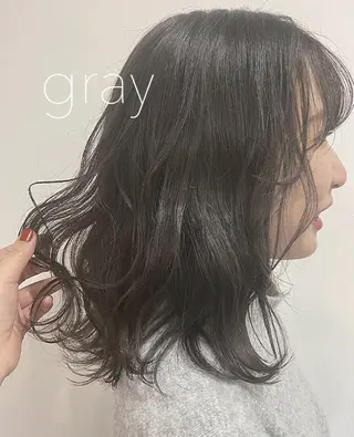 ミディアム カラー ヘアアレンジ satsuki レイヤー・暖色のヘアスタイル