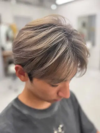 ショート カラー メンズ メンズ特化美容師 カラー専門ぺーターのヘアスタイル