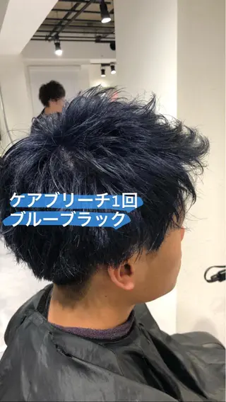 ショート カラー メンズ センターパート/毛 流れ/パーマ特化のヘアスタイル